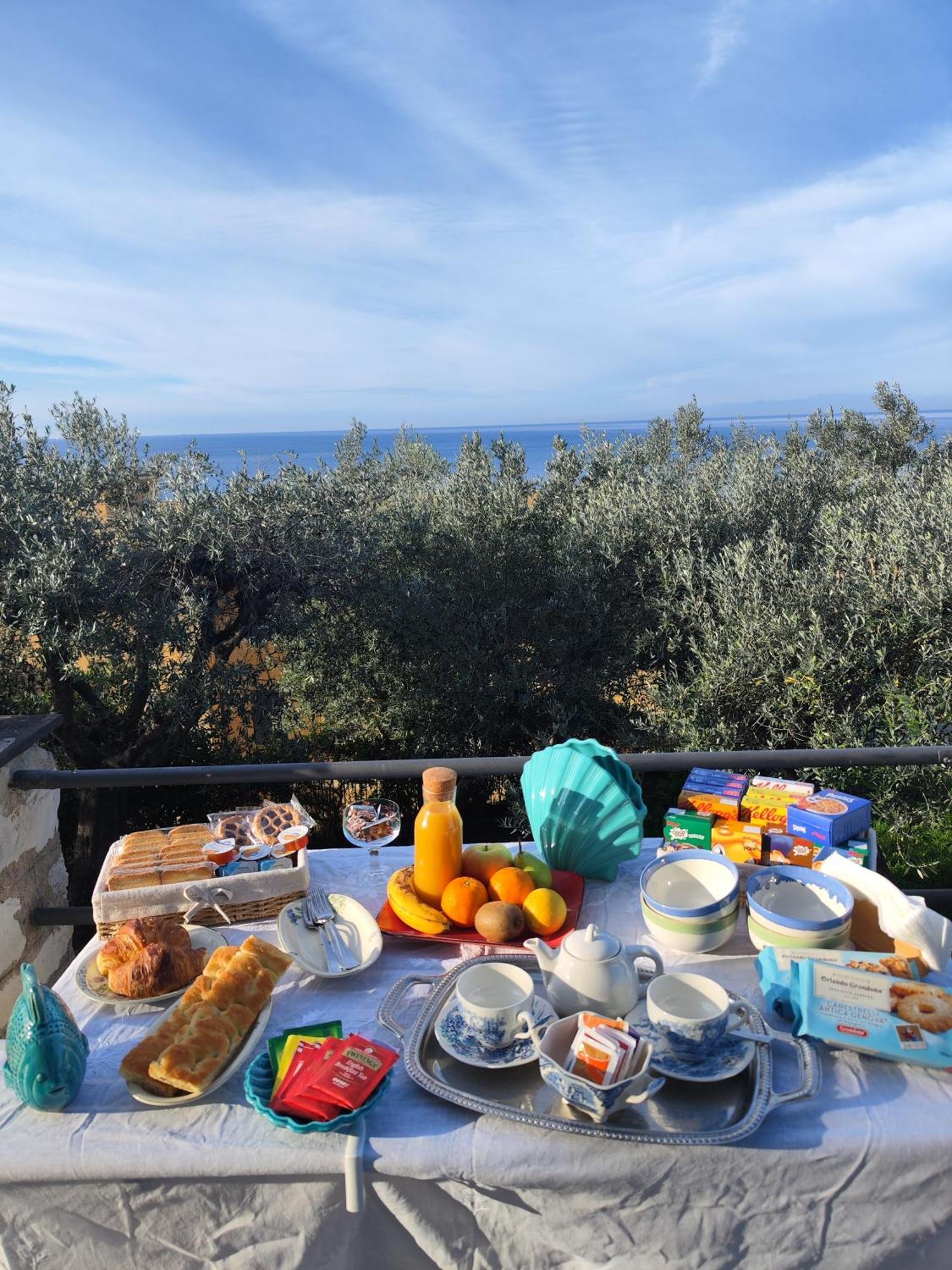 La Conchiglia Bed & Breakfast Камогли Екстериор снимка